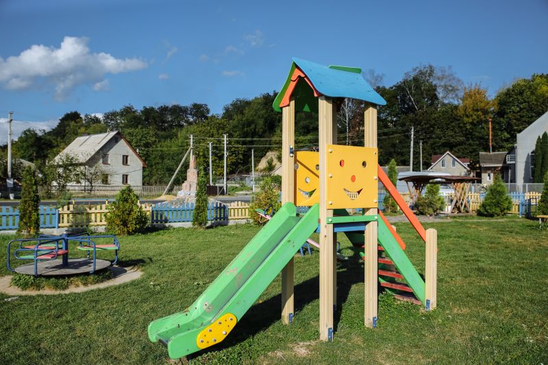 Playground Set Assembly in Kansas City, MO